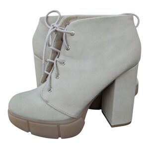 Y-NOT ? Boots Womens 6.5M High Heels Ankle Booties Ivory Faux Leather Lace Up
